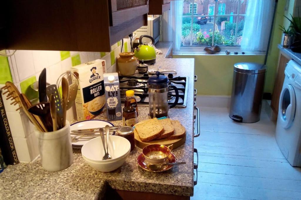 1 Bedroom In Islington Zone 2 Appartamento